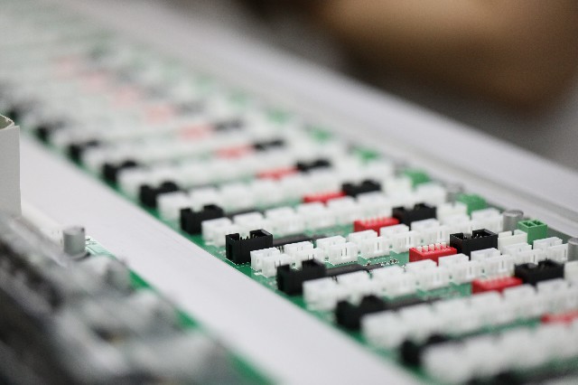 SMT加工中電子元件損耗產生的原因有哪些?控制電子元件損耗的關鍵措施